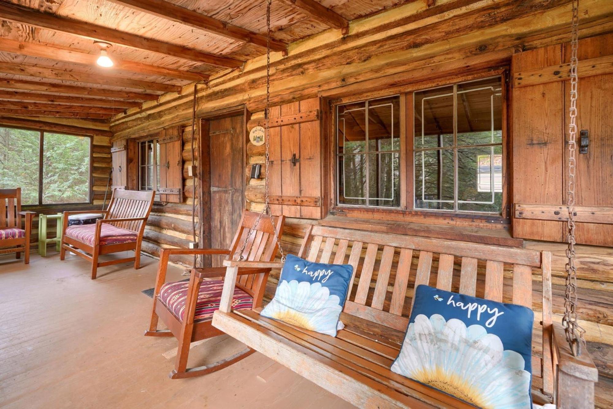 Russell Cabin Logan Bagian luar foto